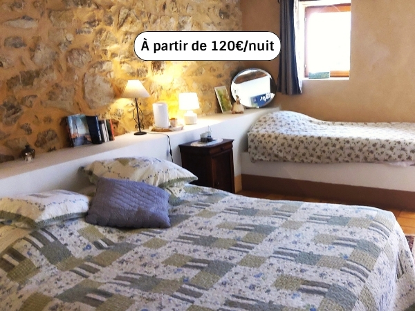 Chambre Soleil Levant - Lits en 160 et lit simple - Page Chambres